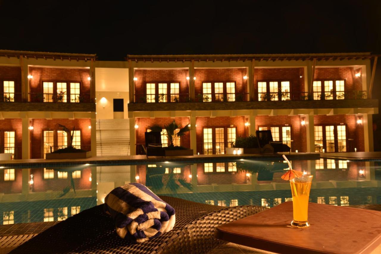 The Creek Boutique Resort & Spa ボルプル エクステリア 写真