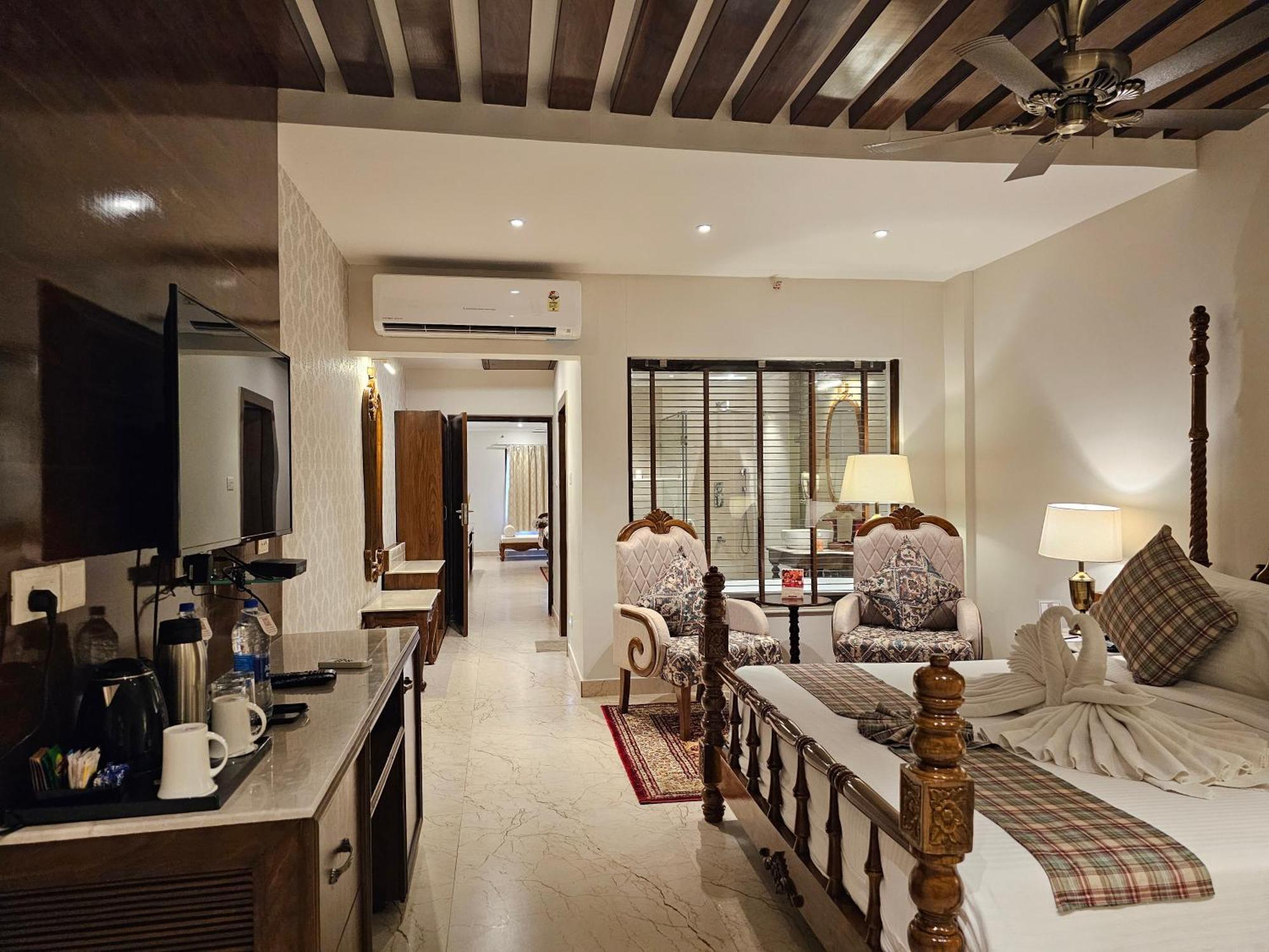 The Creek Boutique Resort & Spa ボルプル エクステリア 写真