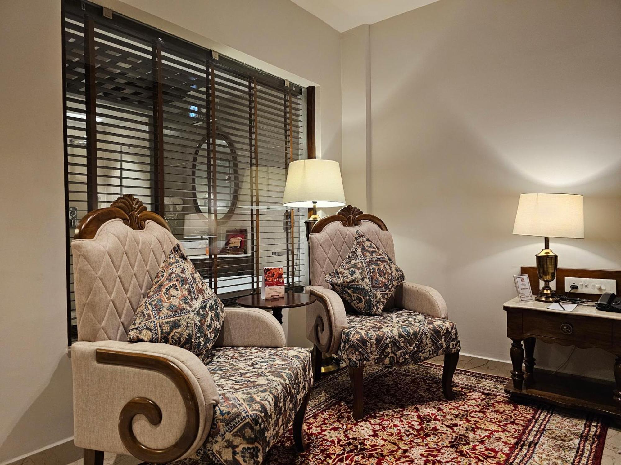 The Creek Boutique Resort & Spa ボルプル エクステリア 写真